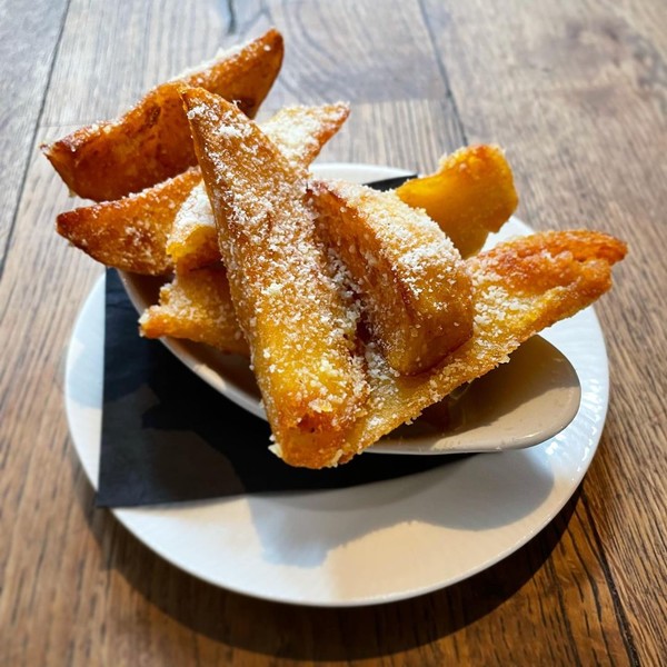 Truffled parmesan chips